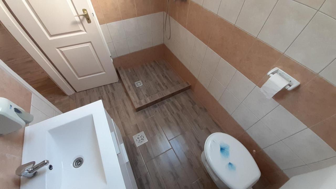 Álom Apartman Hajdúszoboszló Esterno foto