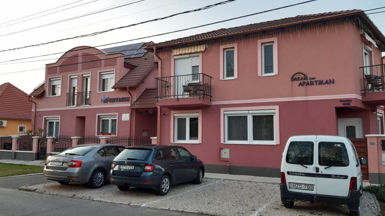 Álom Apartman Hajdúszoboszló Esterno foto